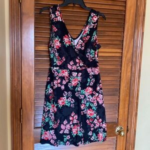 NEW Sleeveless Floral Dress
